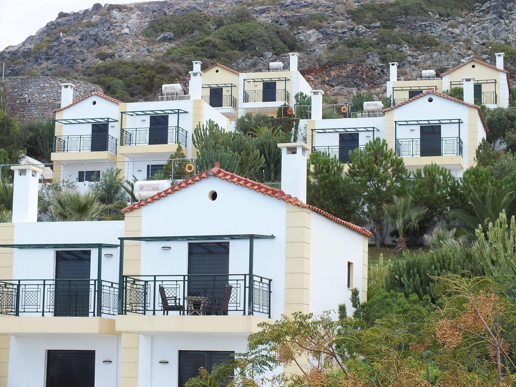 Golden Villas - Hotel Apartments & Villas Χερσόνησος Εξωτερικό φωτογραφία