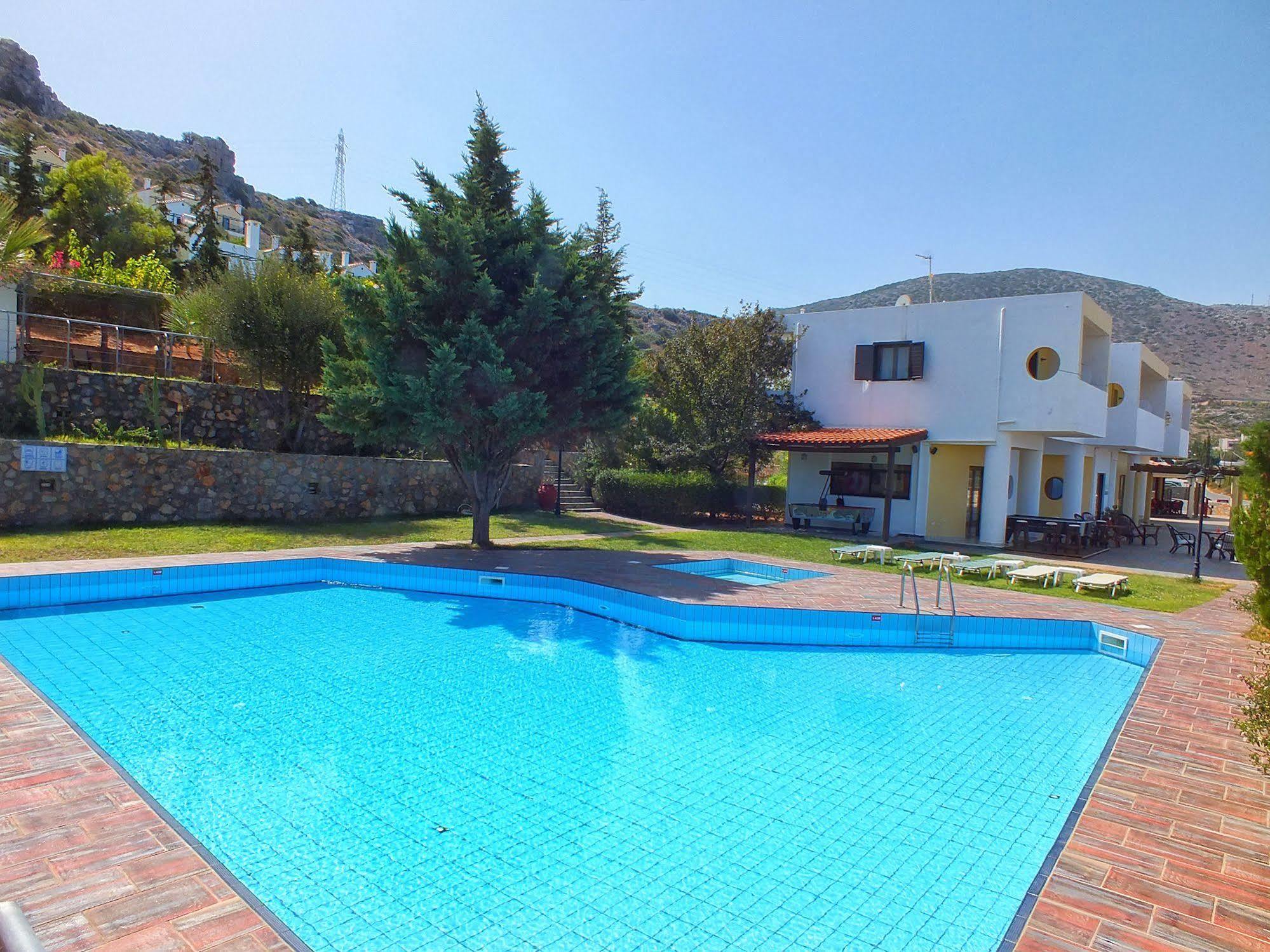 Golden Villas - Hotel Apartments & Villas Χερσόνησος Εξωτερικό φωτογραφία