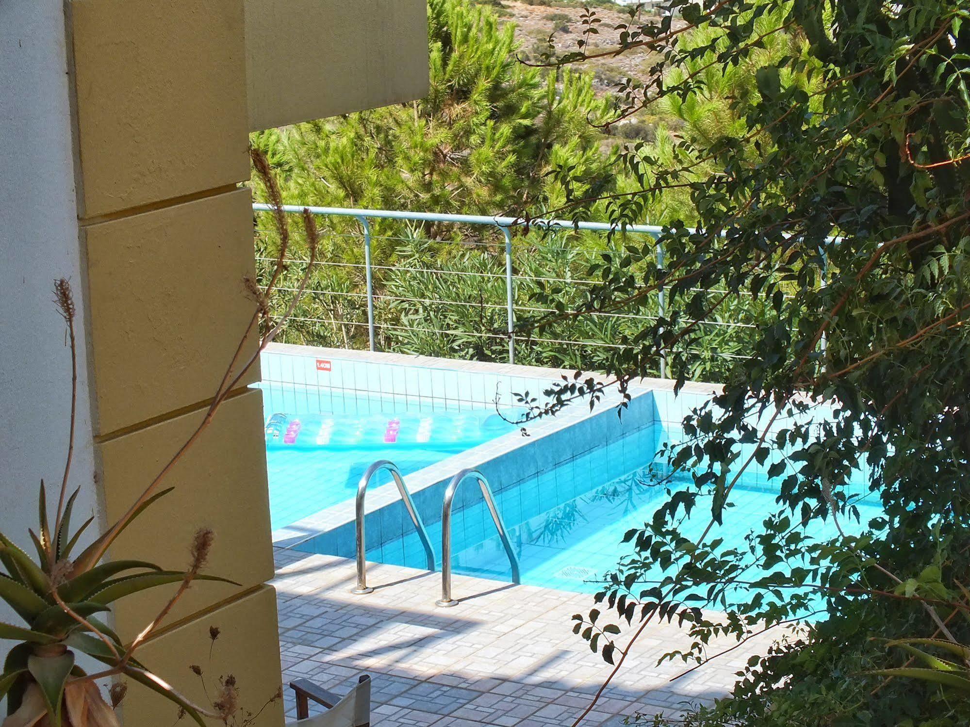 Golden Villas - Hotel Apartments & Villas Χερσόνησος Εξωτερικό φωτογραφία