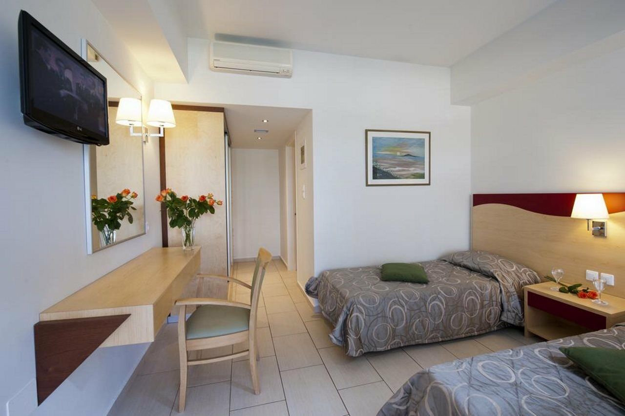 Golden Villas - Hotel Apartments & Villas Χερσόνησος Εξωτερικό φωτογραφία